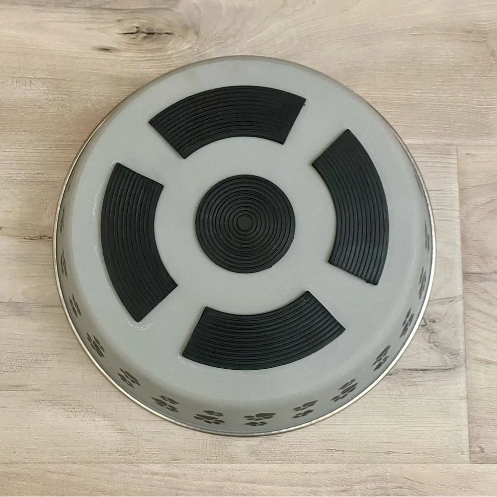 🟢 {3/$15} Non-Slip Dog Bowl - Large